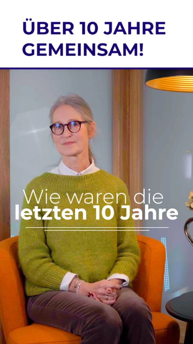 💙Über 10 Jahre gemeinsam!💙
Wenn Ingrid auf die letzten Jahre zurückblickt, geht es nicht um Zahlen oder Meilensteine.
Sondern um das, was wirklich zählt:
den gemeinsamen Weg, das neue Geschäft – und die enge Zusammenarbeit mit Julia und Daniela.

Über zehn Jahre gemeinsam.
Gewachsenes Vertrauen. 😀
Ein starkes Team. 💙