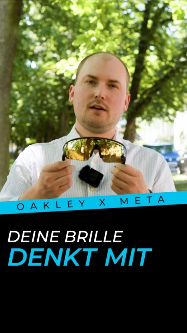 ⚡ Raus aus dem Alltag, rein ins Abenteuer – mit der Oakley Meta Vanguard. 🕶️

Gebaut für alle, die Vollgas geben: Biken, Wandern, Gleitschirm – diese smarte Sportbrille hält mit. 🚴‍♂️🏔️ Mehr Power, mehr Funktionen als die Ray-Ban Meta.

Dein Move, dein Button: Der frei belegbare Action-Button macht genau das, was DU willst – Playlist an, Garmin-Werte im Blick, ein Tastendruck und los. 🎧📊

Kein Schnickschnack, einfach machen. 💪

👉 Komm vorbei, schnapp sie dir zum Testen und nimm sie mit auf deine nächste Tour. Sag kurz Bescheid, wir richten dir alles ein.

📍 Optik Studio · Lenbachstraße 16, Schrobenhausen