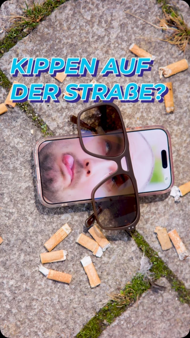 Sieht man ihnen nicht an, oder?

Jede dieser Brillen war mal ein Haufen Zigarettenkippen. Aus den Filtern wird reines Acetat – leicht, formstabil und in kräftigen Farben. Gefertigt in rund 180 Handgriffen in Kinsau, Oberbayern.

Ob Korrektionsbrille oder Sonnenbrille: Die Kollektion FUNK × Celion gibt’s in beiden Varianten. Wie aus Kippen eine Brille wird, erklärt dir Julia im ersten Reel. 👓

Komm vorbei und probier sie auf.
Dein Optiker in Schrobenhausen 💙

@funkeyewear 
@ibifunk